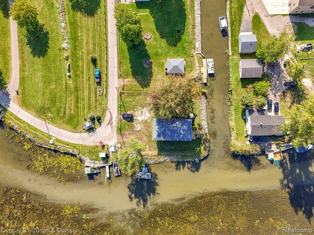 6809 Lakeshore Drive, Newport, MI 48166 — Photo 50