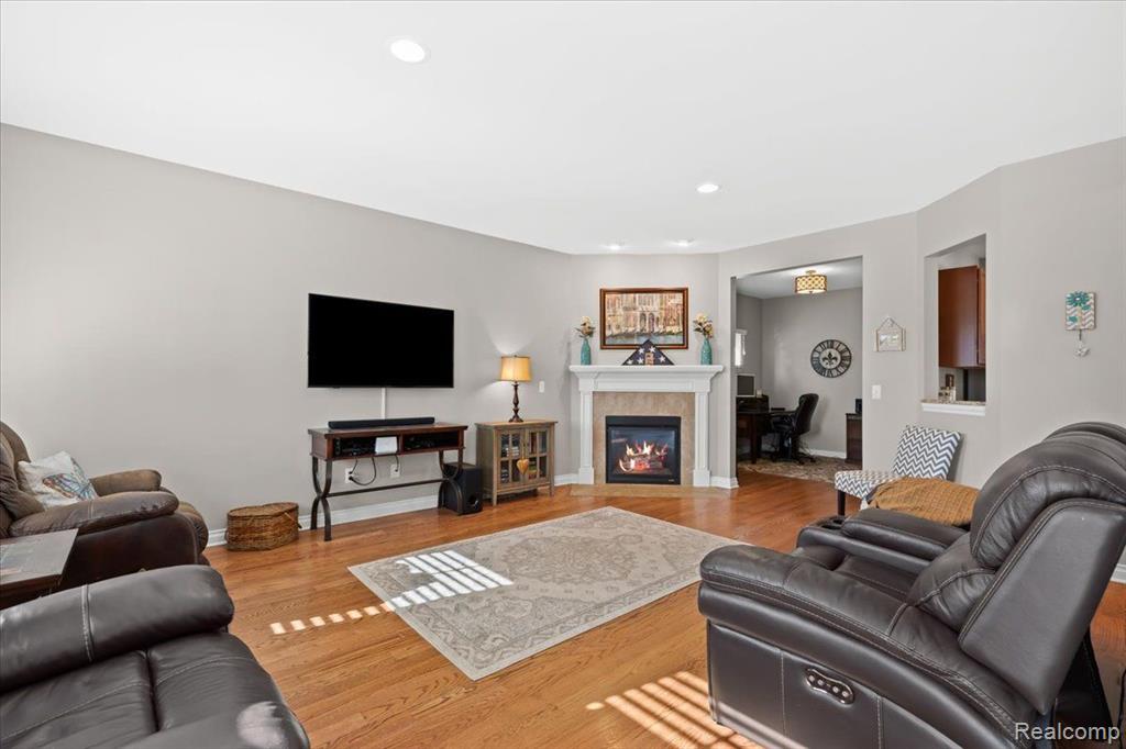 50478 JEFFERSON Street, Canton, MI 48188 — Photo 10