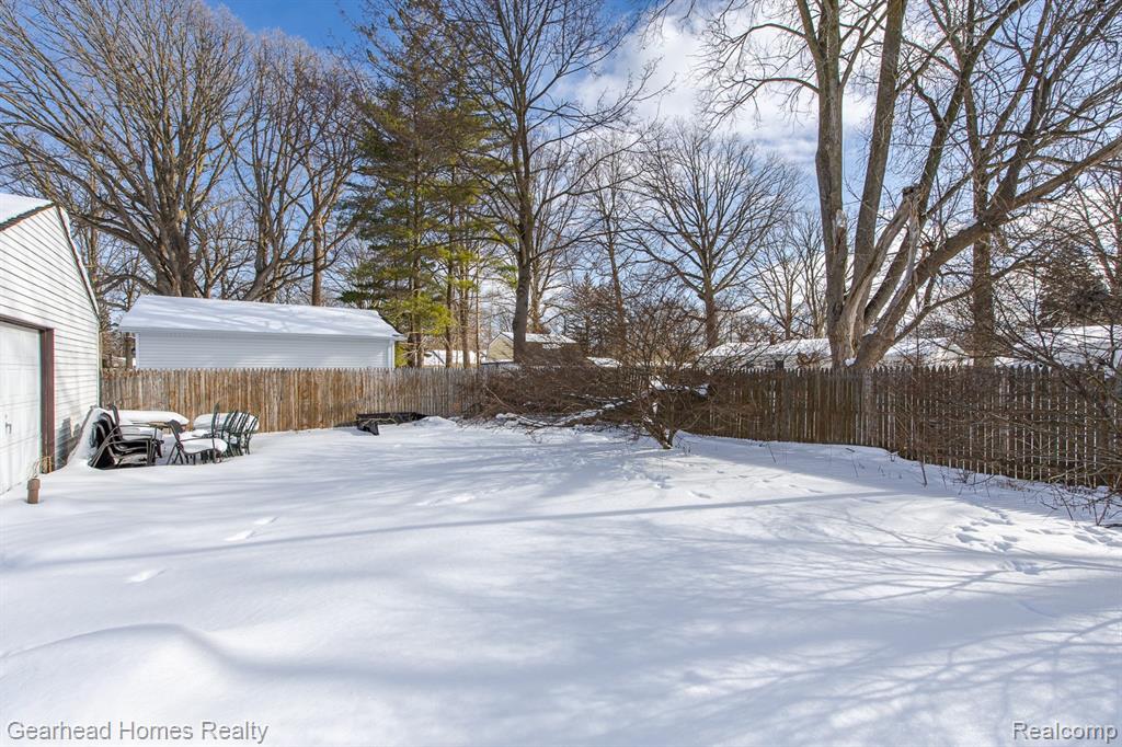 2340 Rollins Street, Grand Blanc, MI 48439 — Photo 42