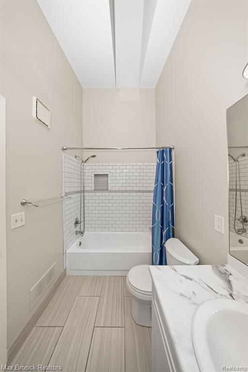 31139 COUNTRY, Farmington Hills, MI 48331 — Photo 33