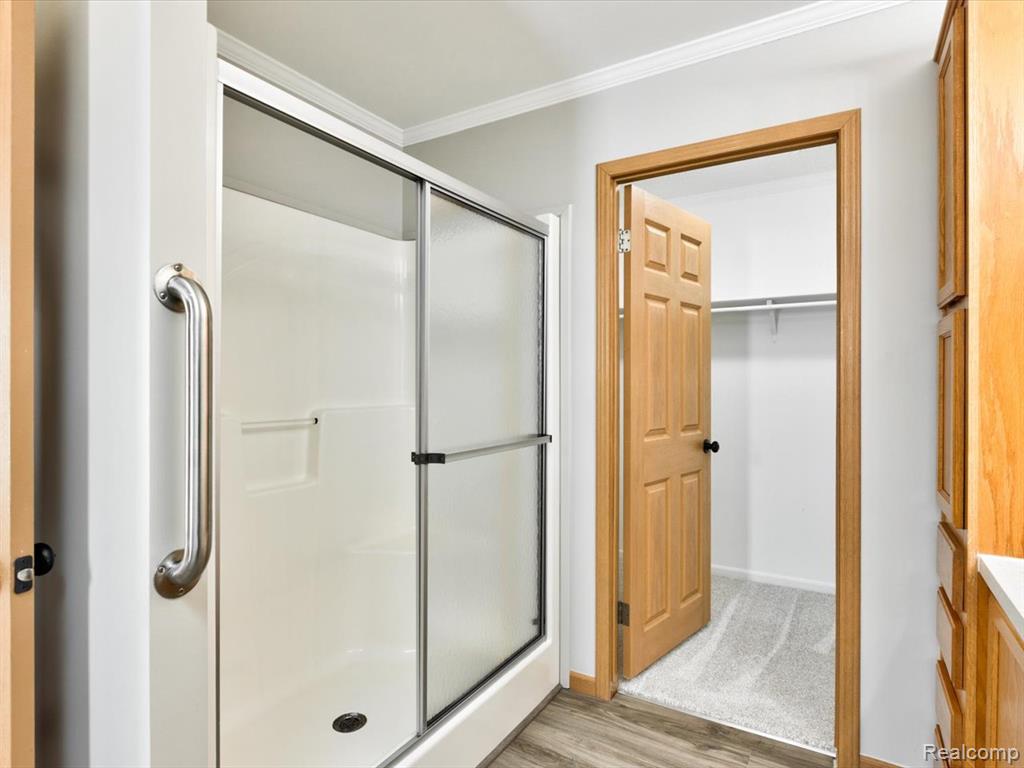3211 Keewahdin #139 Road, Fort Gratiot, MI 48059 — Photo 18