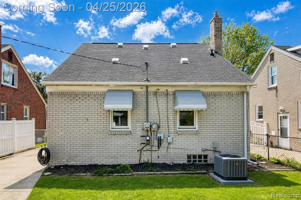 1660 Goddard Road, Lincoln Park, MI 48146 — Photo 29