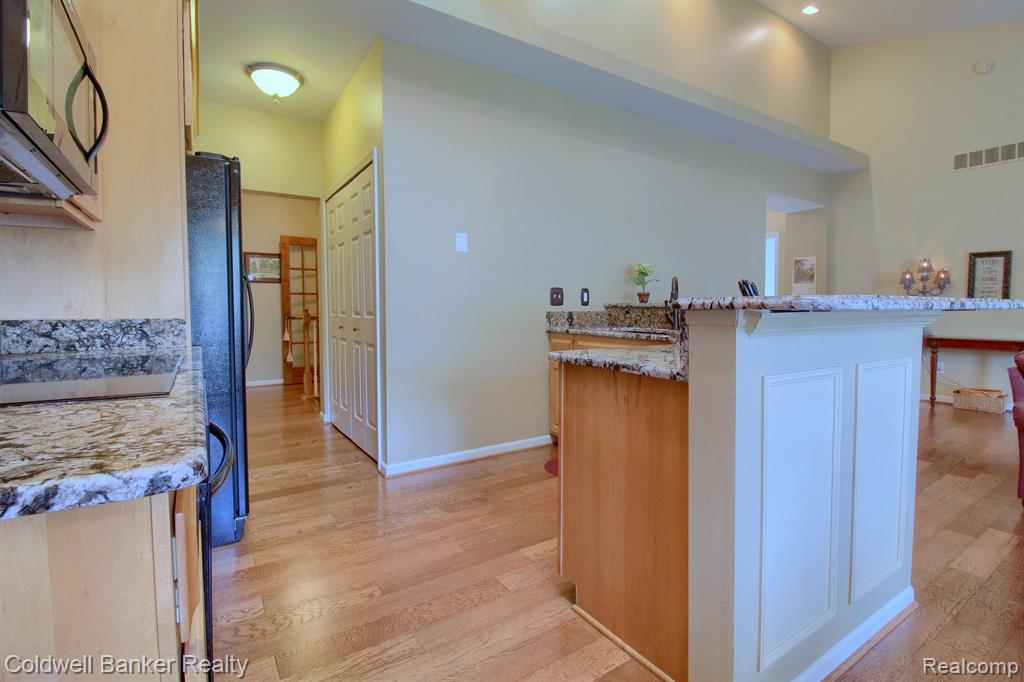 1696 CASSADY PLACE Drive, Plymouth, MI 48170 — Photo 14