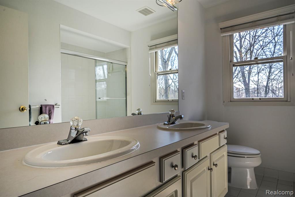 40832 KINGSLEY Lane, Novi, MI 48377 — Photo 28