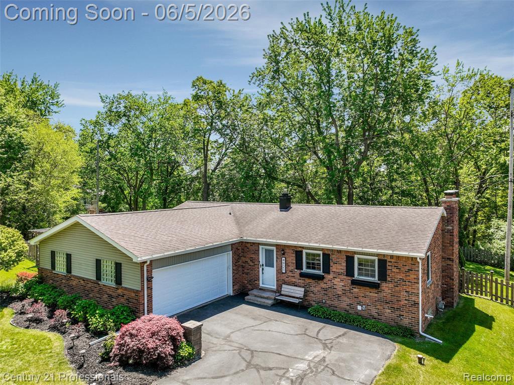 4921 Huron Drive, Clarkston, MI 48348 — front exterior
