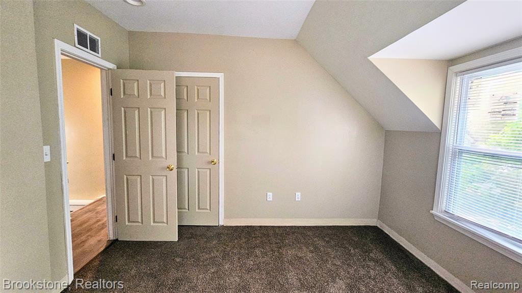 2520 Seyburn Street, Detroit, MI 48214 — Photo 37