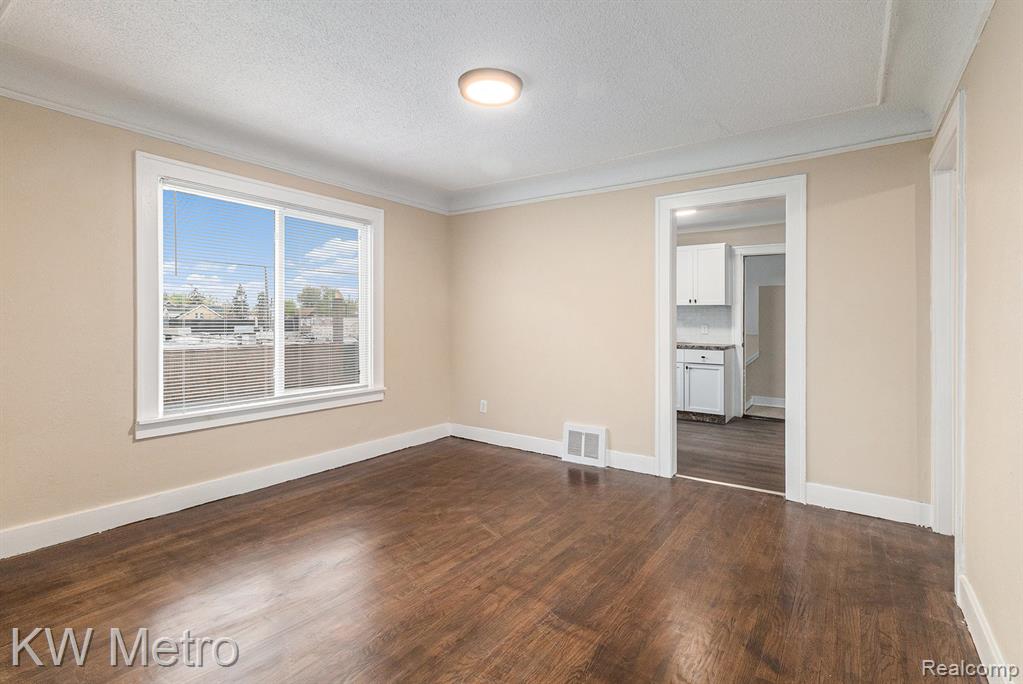 5025 Somerset Avenue, Detroit, MI 48224 — Photo 21