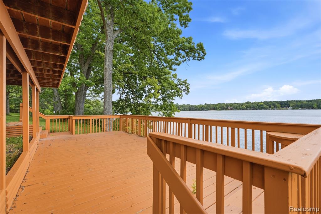 11044 Grand River Avenue, Brighton, MI 48116 — Photo 6