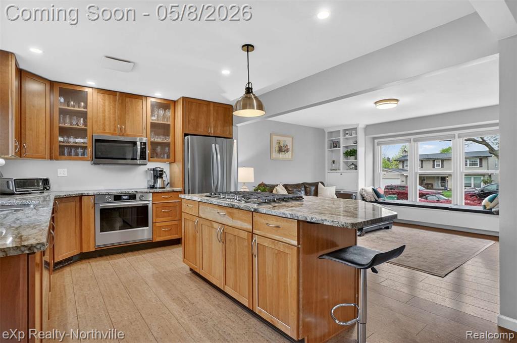 24168 Saint Mary Court, Farmington, MI 48336 — Photo 16