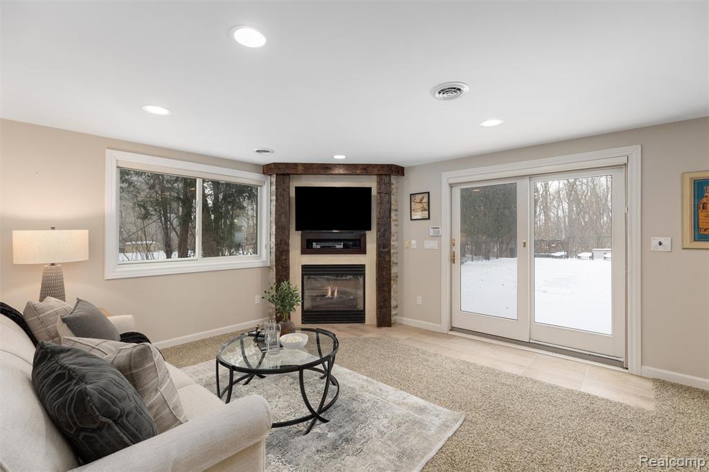 49474 Pine Ridge Court, Plymouth, MI 48170 — Photo 51