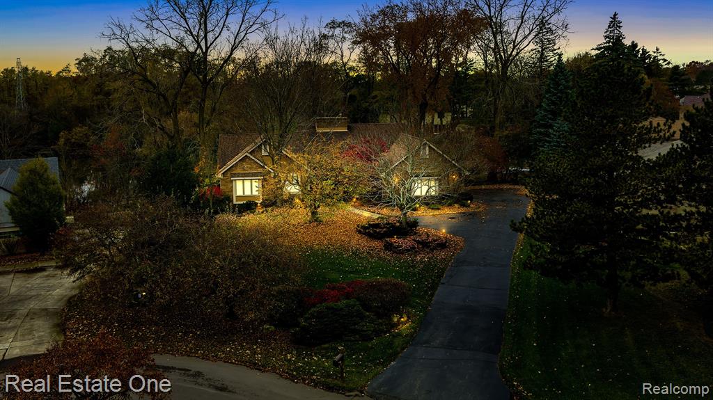 4342 MEADOW Lane, Orchard Lake Village, MI 48323 — Photo 54