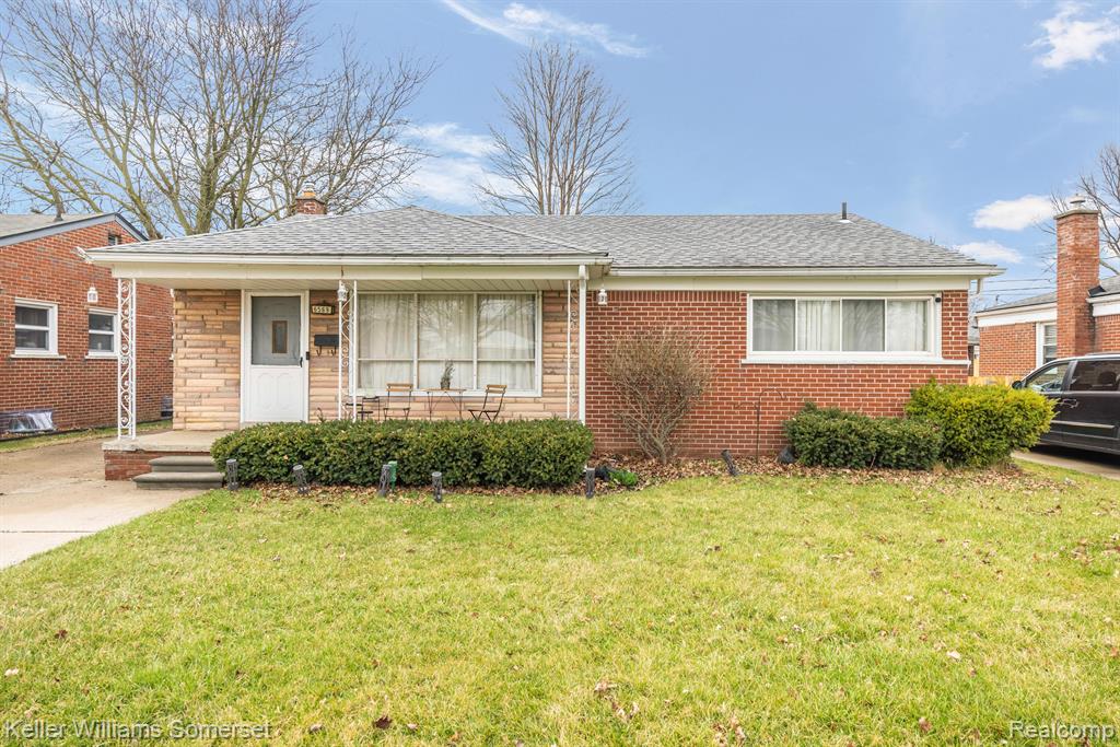 6569 HAWTHORNE Street, Garden City, MI — Photo 2