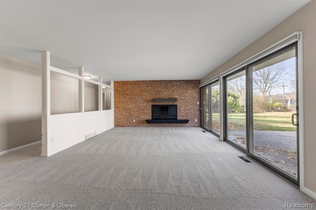446 LINDEN Court, Saline, MI 48176 — Photo 6