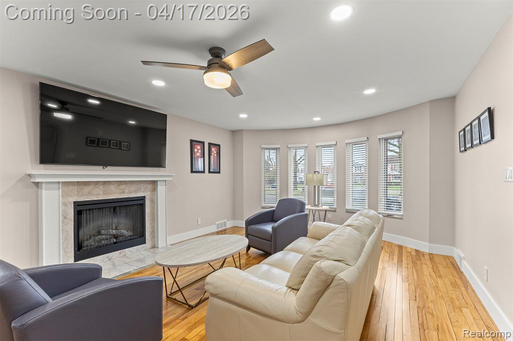5235 W Outer Drive, Detroit, MI 48235 — Photo 3