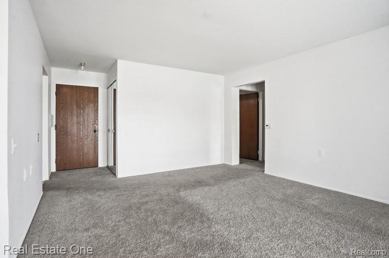 30475 W 14 Mile Road, 77, Farmington Hills, MI 48334 — Photo 14