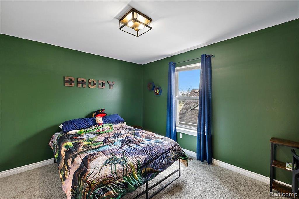 930 CROSS Street, Oxford, MI 48371 — Photo 40