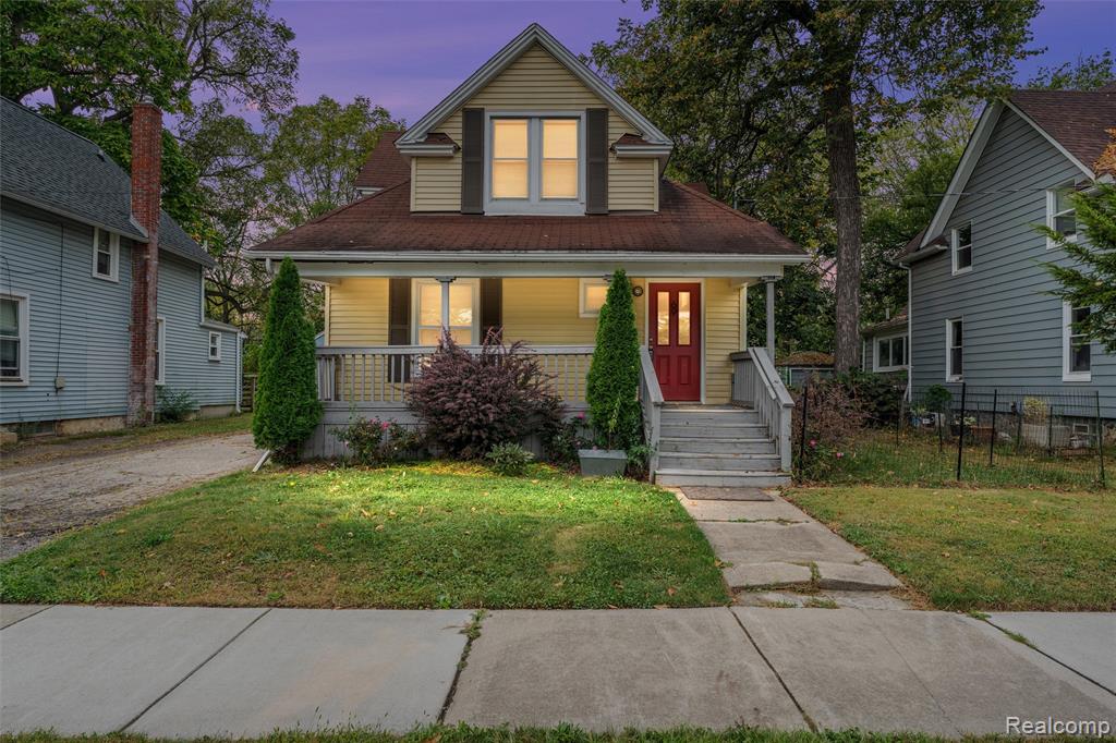 69 Lincoln Street, Pontiac, MI 48341 — front exterior