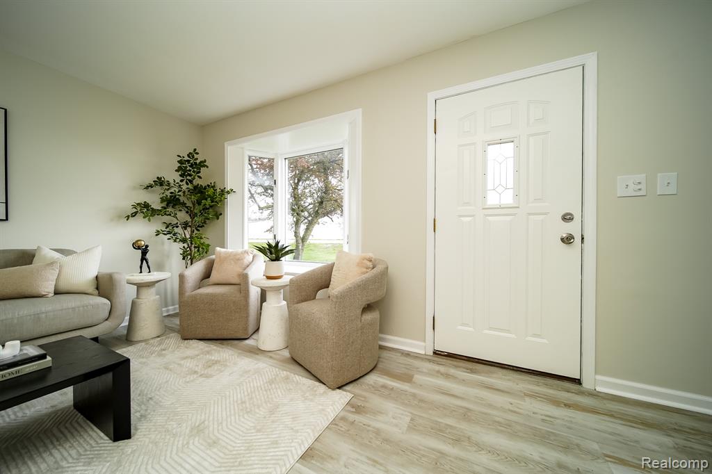 23817 Bredow Avenue, Trenton, MI 48174 — Photo 9
