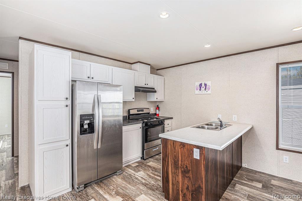423 Elm Ct, Oakland, MI — Photo 4