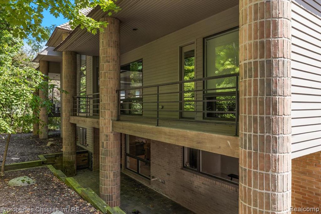 40 Scenic Oaks Drive N, Bloomfield Hills, MI 48304 — Photo 65