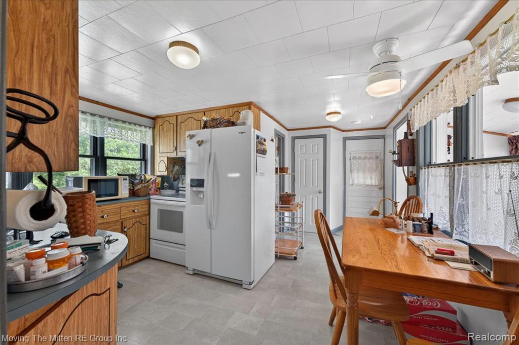 6390 Brookville Road, South Lyon, MI 48178 — Photo 10
