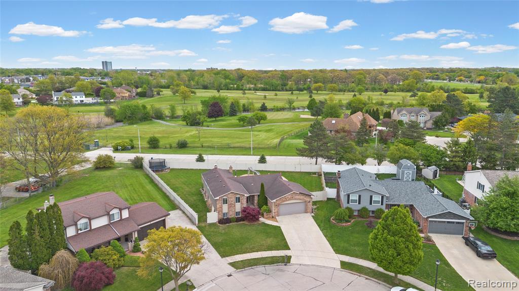 17621 Brentwood Drive, Riverview, MI 48193 — Photo 53