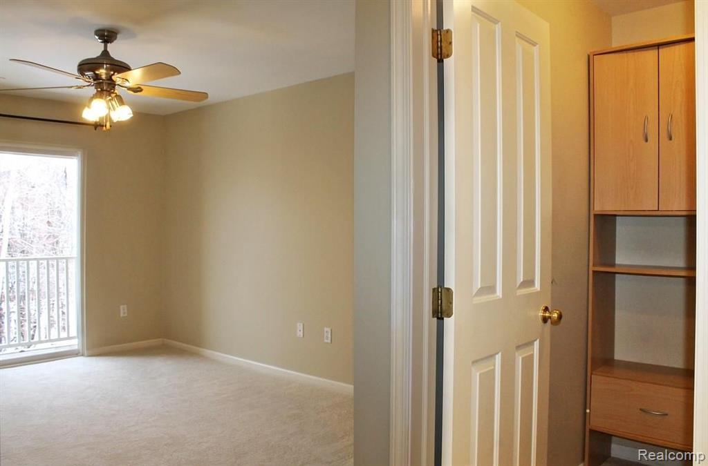 4163 BERKELEY Avenue, Canton, MI 48188 — Photo 14