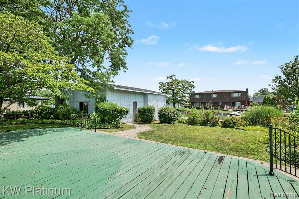 49750 Nautical Drive, New Baltimore, MI 48047 — Photo 24