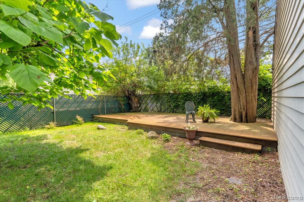 18415 Lancashire Street, Detroit, MI 48223 — Photo 31