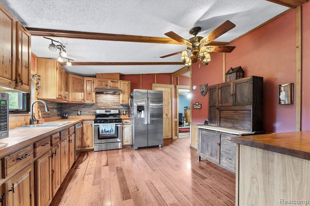 6411 W Newburg Road, Carleton, MI 48117 — Photo 9
