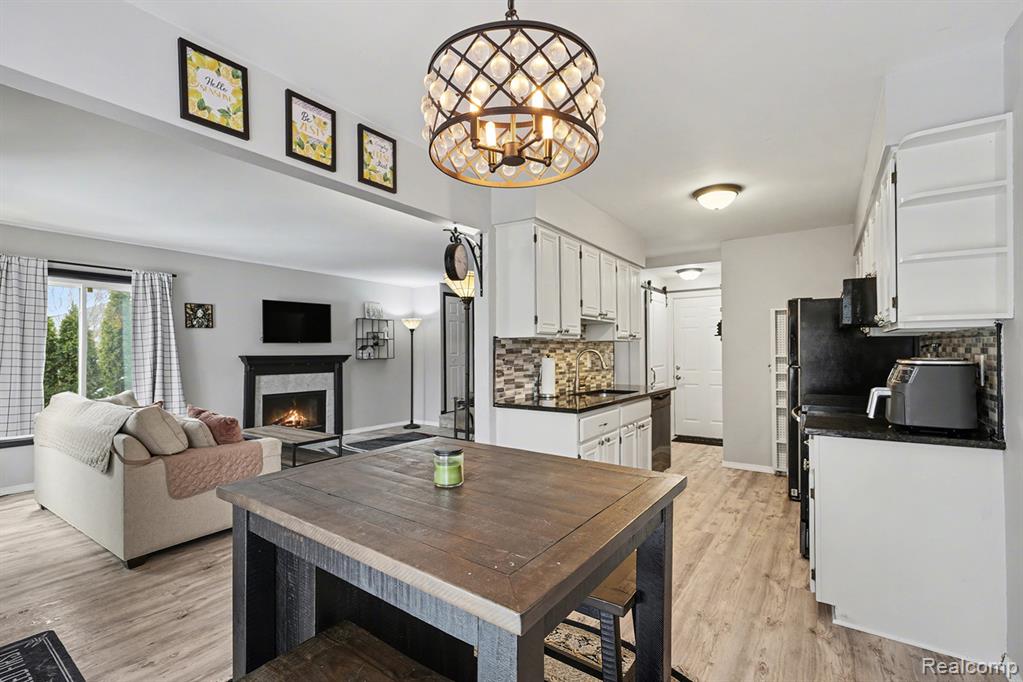 44582 Connecticut Court, Clinton Twp, MI 48038 — Photo 6