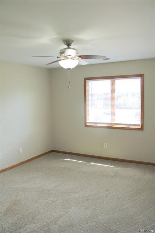 1235 HARBOUR Drive, Trenton, MI 48183 — Photo 23
