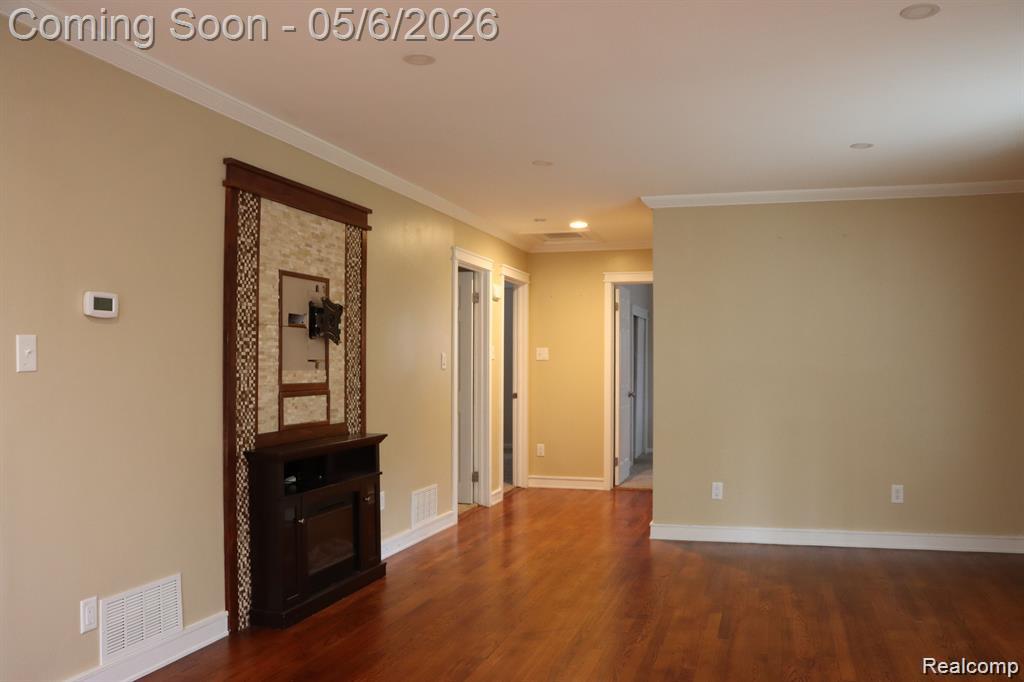 842 Hannah Drive, Troy, MI 48085 — Photo 9