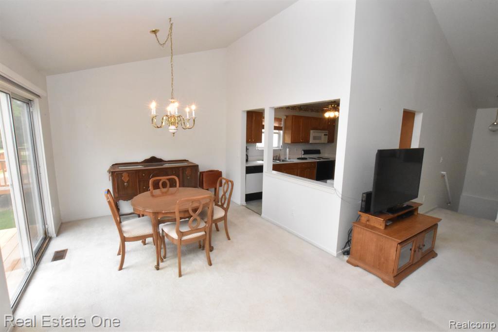2117 OAKBROOK Boulevard, Walled Lake, MI 48390 — Photo 13