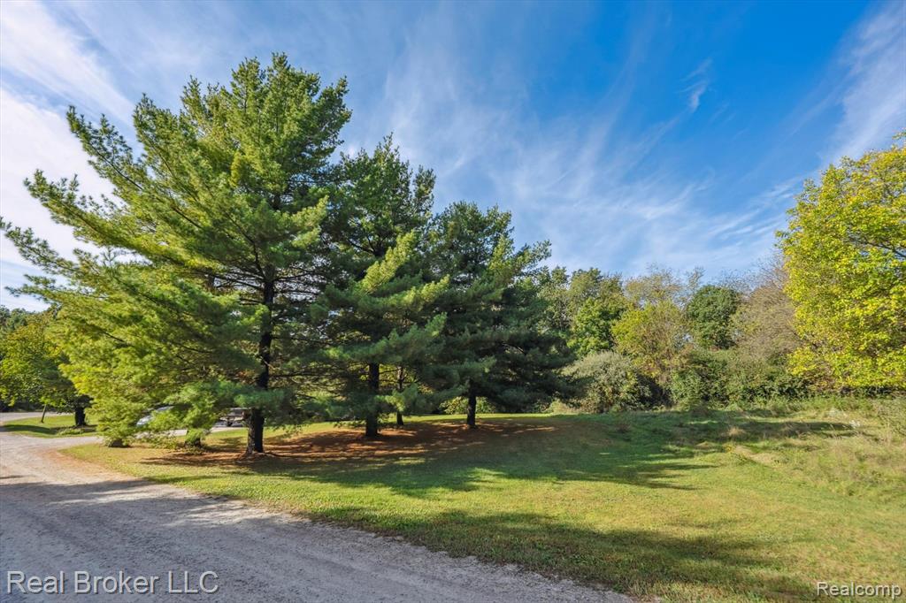 4610 Crane Court, Ypsilanti, MI 48197 — Photo 8