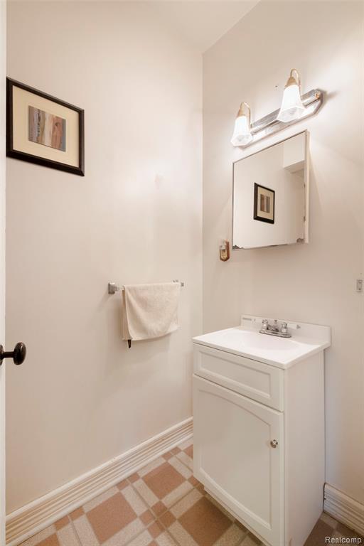209 N Marquette Street, Durand, MI 48429 — Photo 12