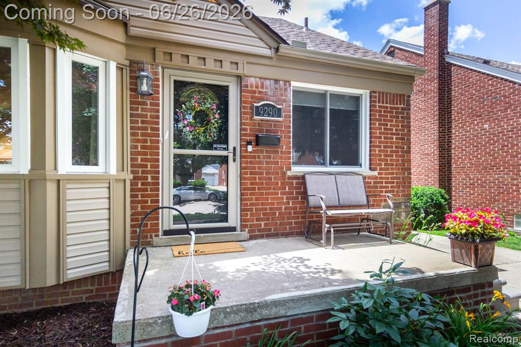 9290 Niver Avenue, Allen Park, MI 48101 — Photo 3