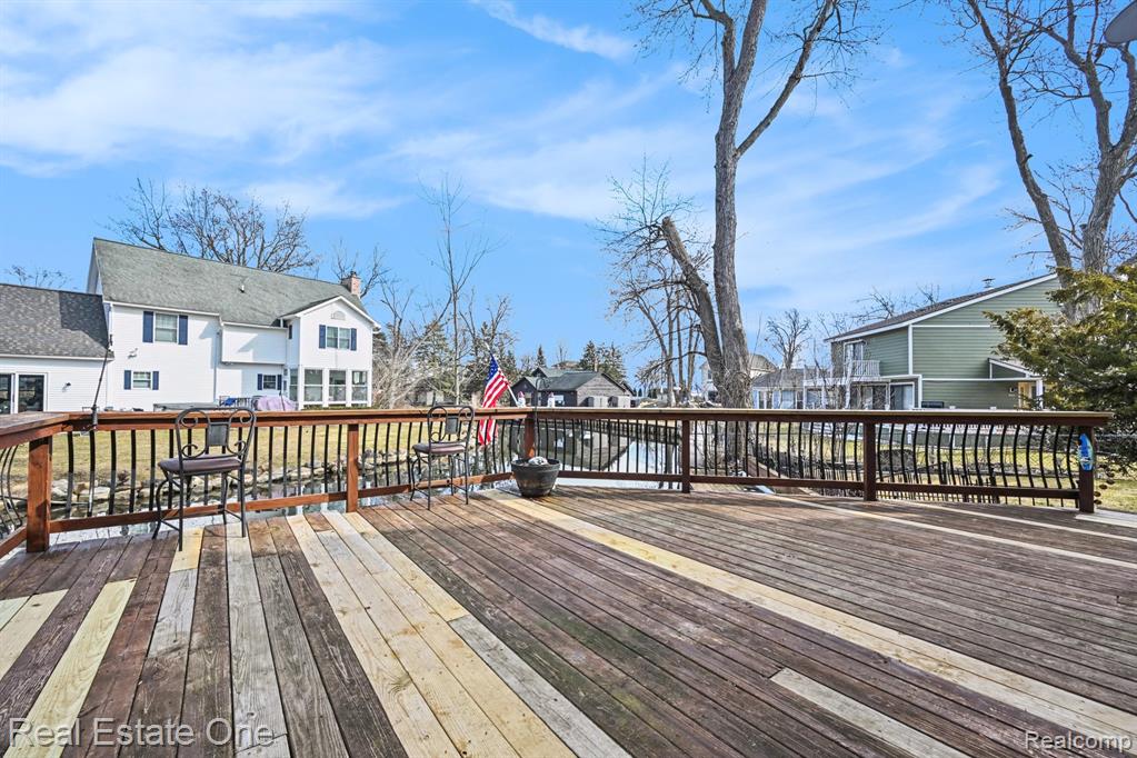 2061 Rosedale Drive, West Bloomfield, MI 48324 — Photo 23