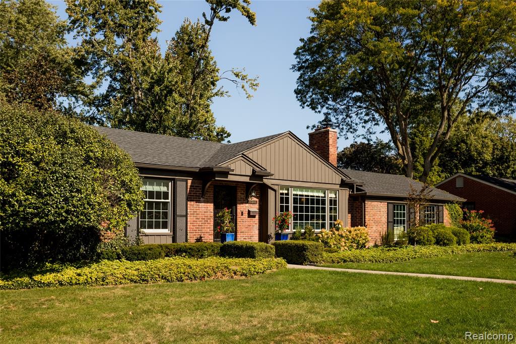 16946 Reedmere Avenue, Beverly Hills, MI 48025 — Photo 2