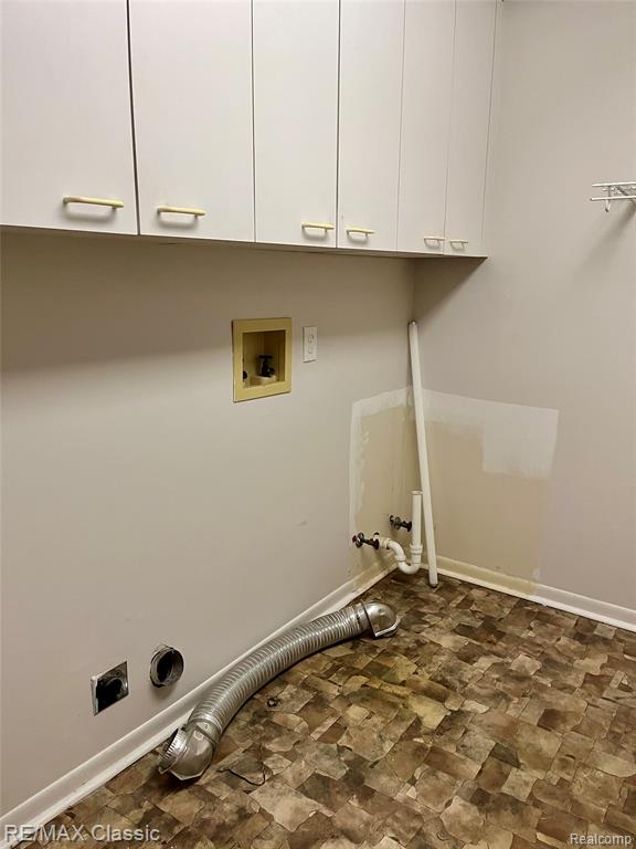 7663 Danbury Circle, West Bloomfield, MI — Photo 18