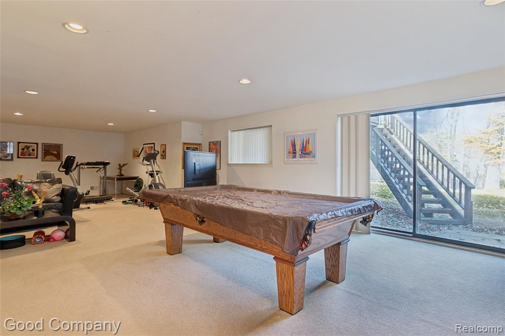 5104 Woodcliff Hill Road W, West Bloomfield, MI 48323 — Photo 41