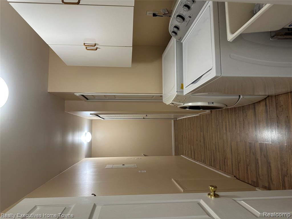 5816 PINE AIRES Drive, Sterling Heights, MI 48314 — Photo 13