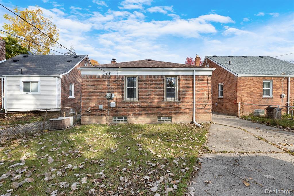 7325 Braile Street, Detroit, MI 48228 — Photo 7