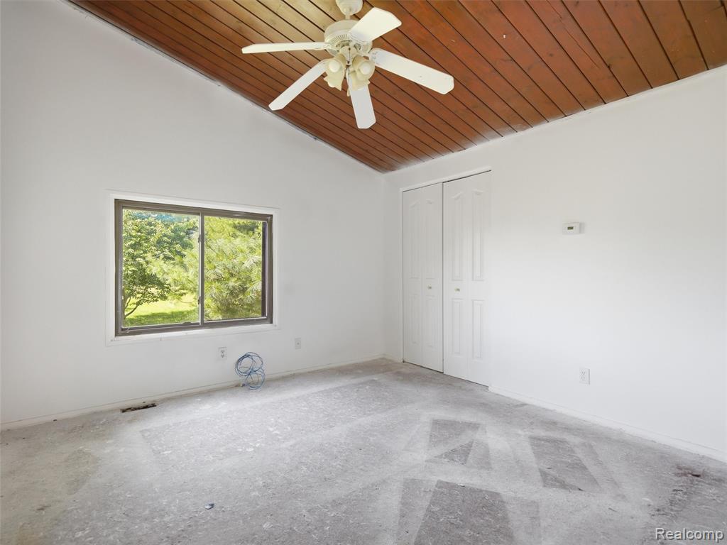 4554 Mystic Hills Circle, Milford, MI 48380 — Photo 42