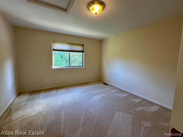 7271 YOUNESS Drive, Grand Blanc, MI 48439 — Photo 20