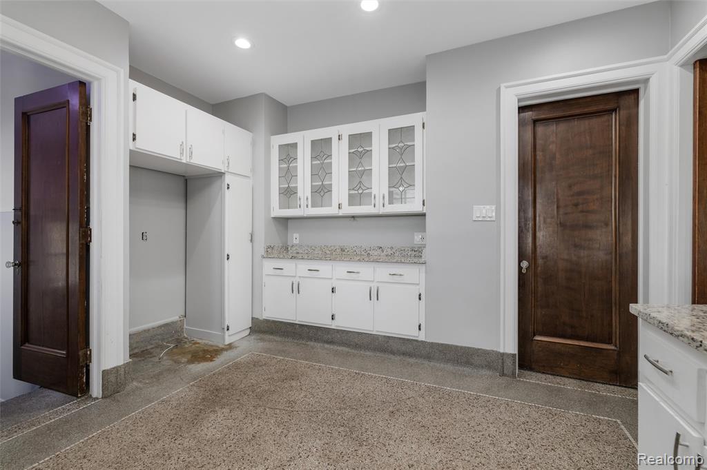 29128 Jefferson Avenue, Saint Clair Shores, MI 48081 — Photo 40