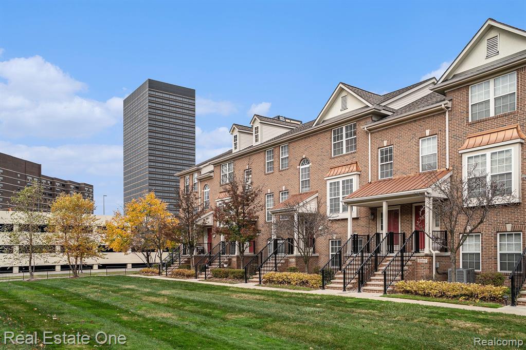 25406 Saint James, Southfield, MI 48075 — Photo 24