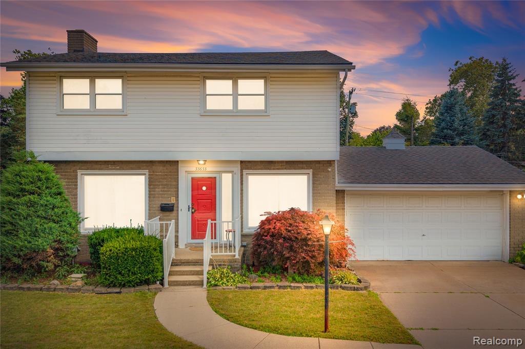 33633 6 Mile Road, Livonia, MI 48152