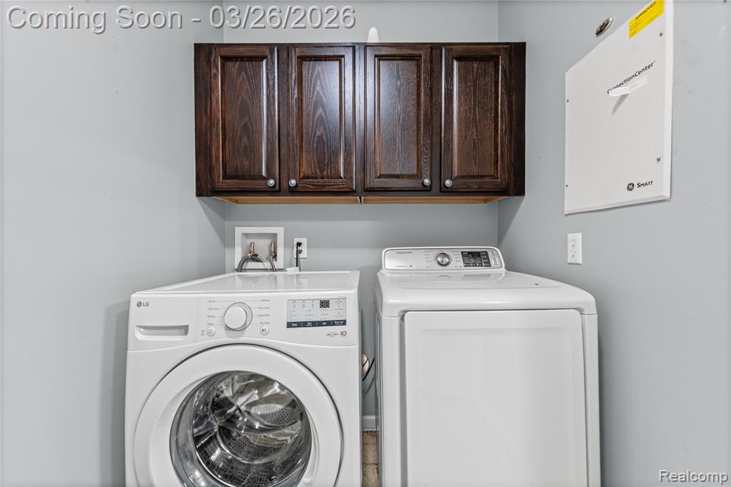 26756 Kirkway Circle, Woodhaven, MI 48183 — Photo 23