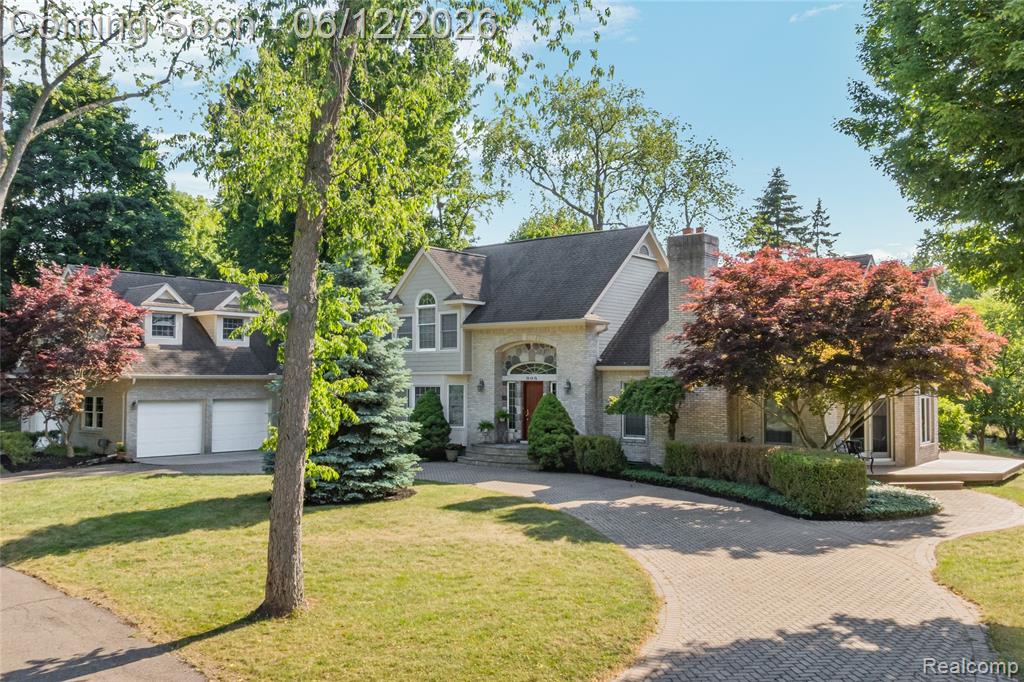 905 Spring Drive, Northville, MI 48167